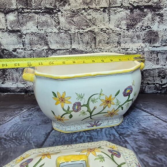 Vintage Hand Painted Ceramic Tureen with underplate by Lis Ceramica - Picture 6 of 11